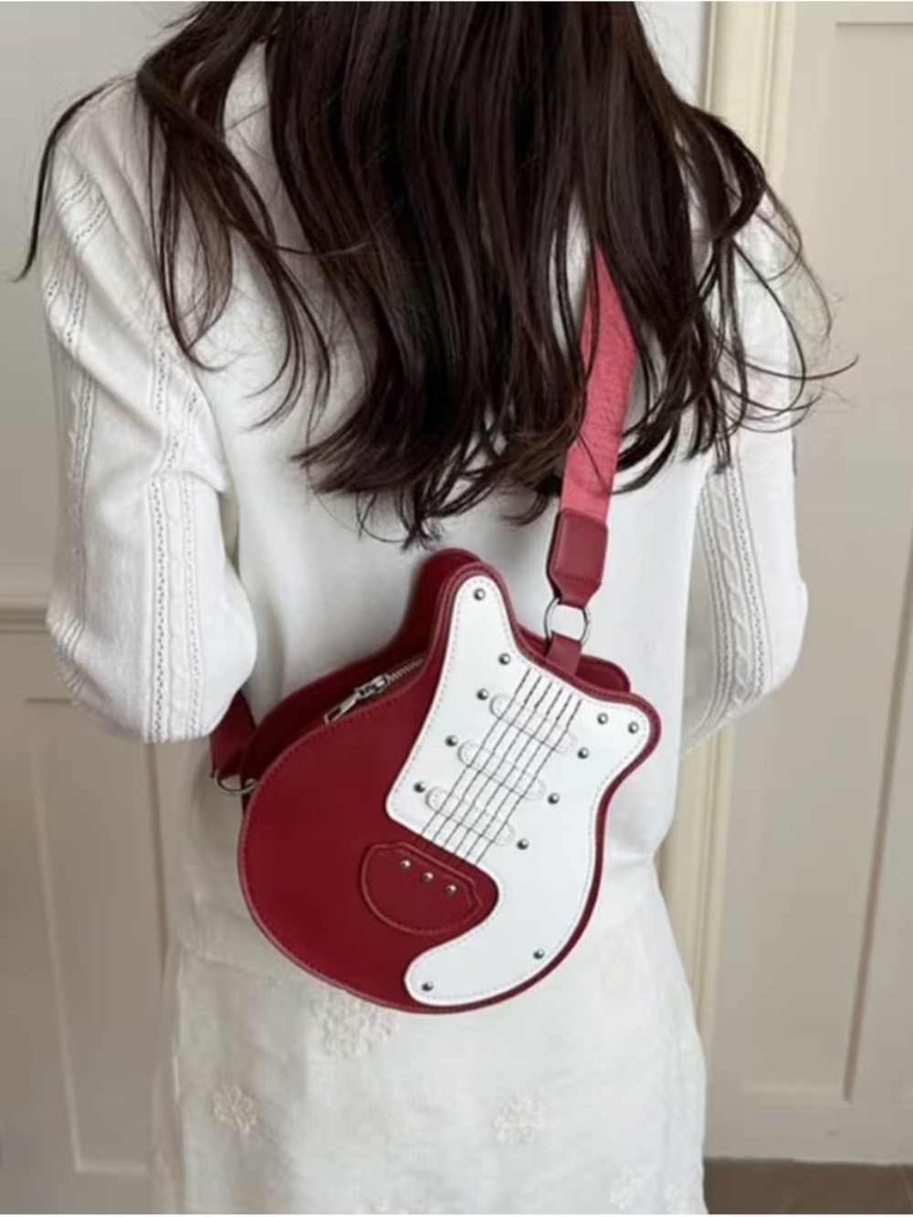 Red & Cream Guitar Shaped Crossbody Bag + Music Record Bag Charm - Picture 5 of 5